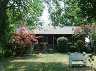 82 Fairlea Rd, Honeoye Falls, NY 14472