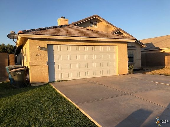 2nd image of 228 Acapulco Dr