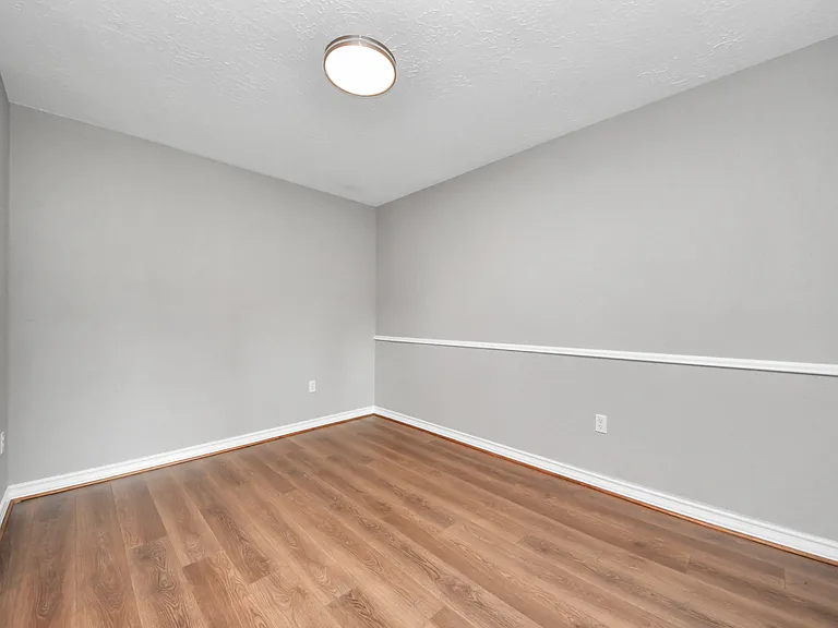 25603 Pine Acres Cir — Photo 4