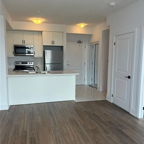 450 Dundas St E #409 — Photo 11