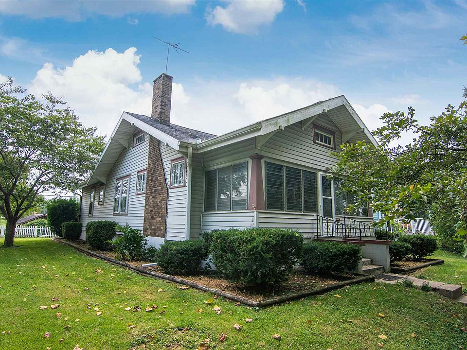 1st image of 619 W University Ave