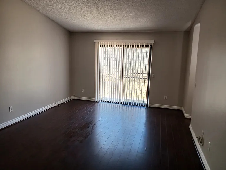 378 E Mariana St — Photo 19