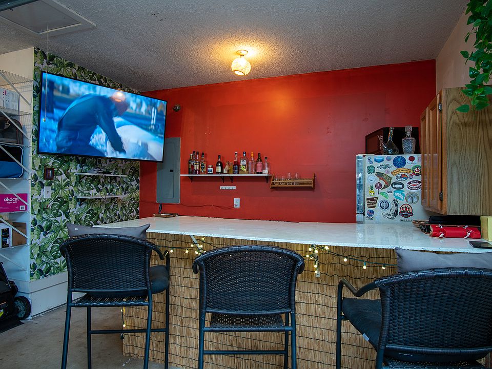 Garage Tiki Bar