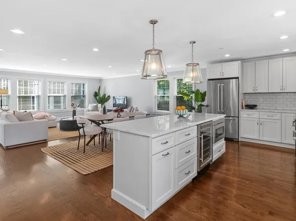 15 Sparhawk St #4, Brighton, MA 02135