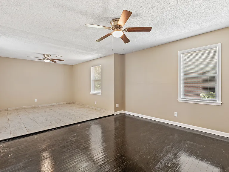 1689 Clementine Rd — Photo 8