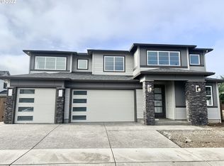 8208 NE 168th Pl, Vancouver, WA 98682