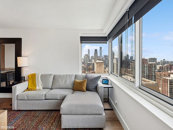 4th image of 1440 N Lake Shore Dr APT 32B