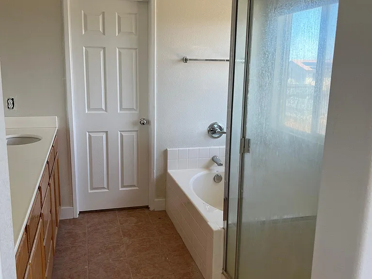 15015 Lexington St — Photo 10