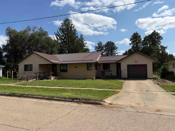 503 W Center St, Monona, IA 52159