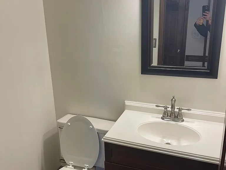 609 Georgetown Cir — Photo 30