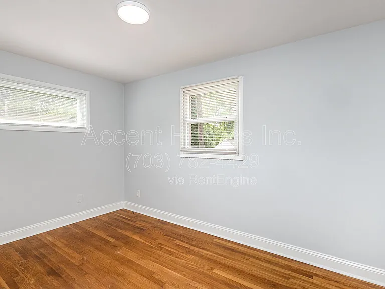 7329 Marc Dr — Photo 12
