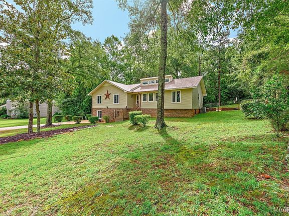 3rd image of 112 Harrand Creek Drive