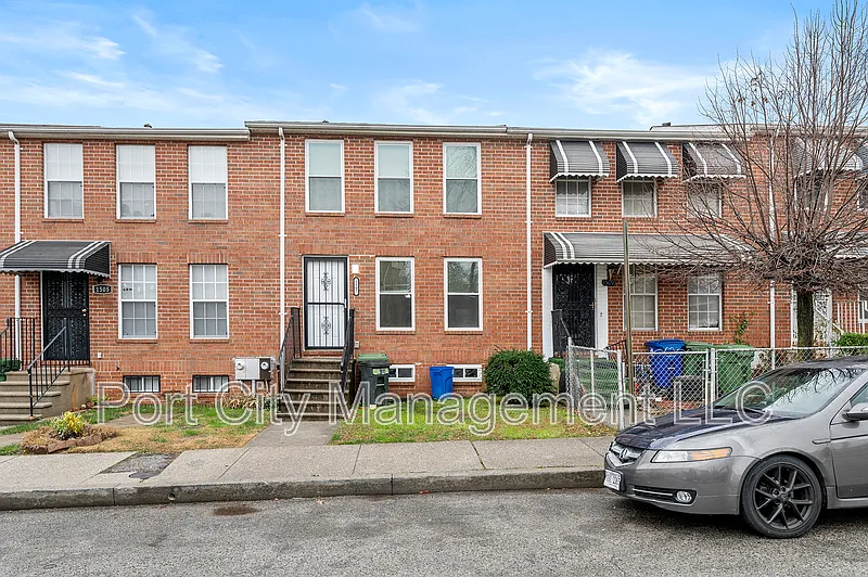 1507 Retreat St #1