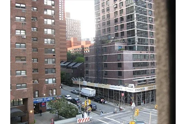 Rented by Kleier Residential | media 17