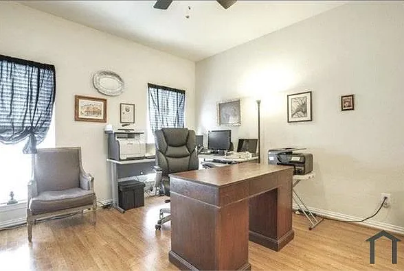 4 bed, 2243 sqft, $2,700 — Photo 2