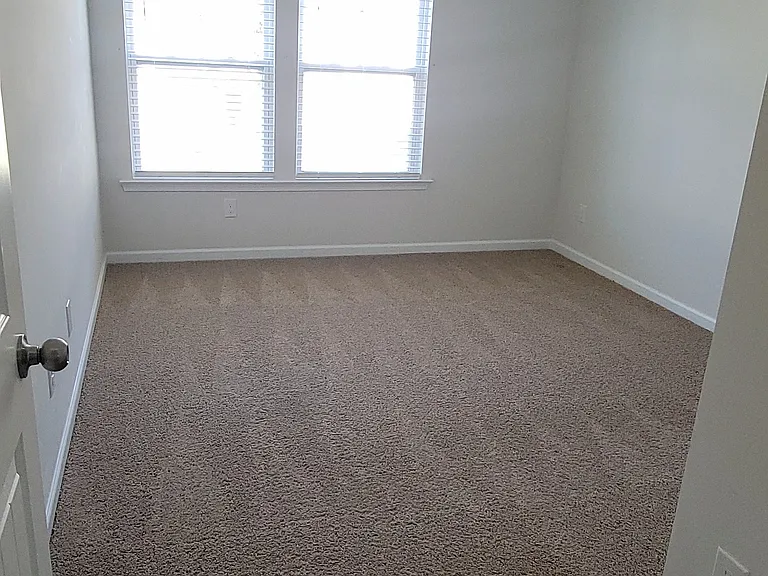 62 Apple Tree Ct — Photo 8