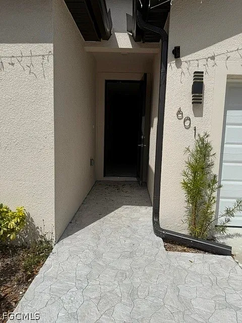 4 bed, 3.0 bath, 1730 sqft, $2,200 — Photo 2