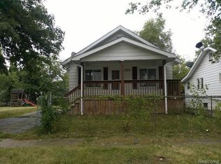 2054 E Parkwood Ave, Burton, MI 48529