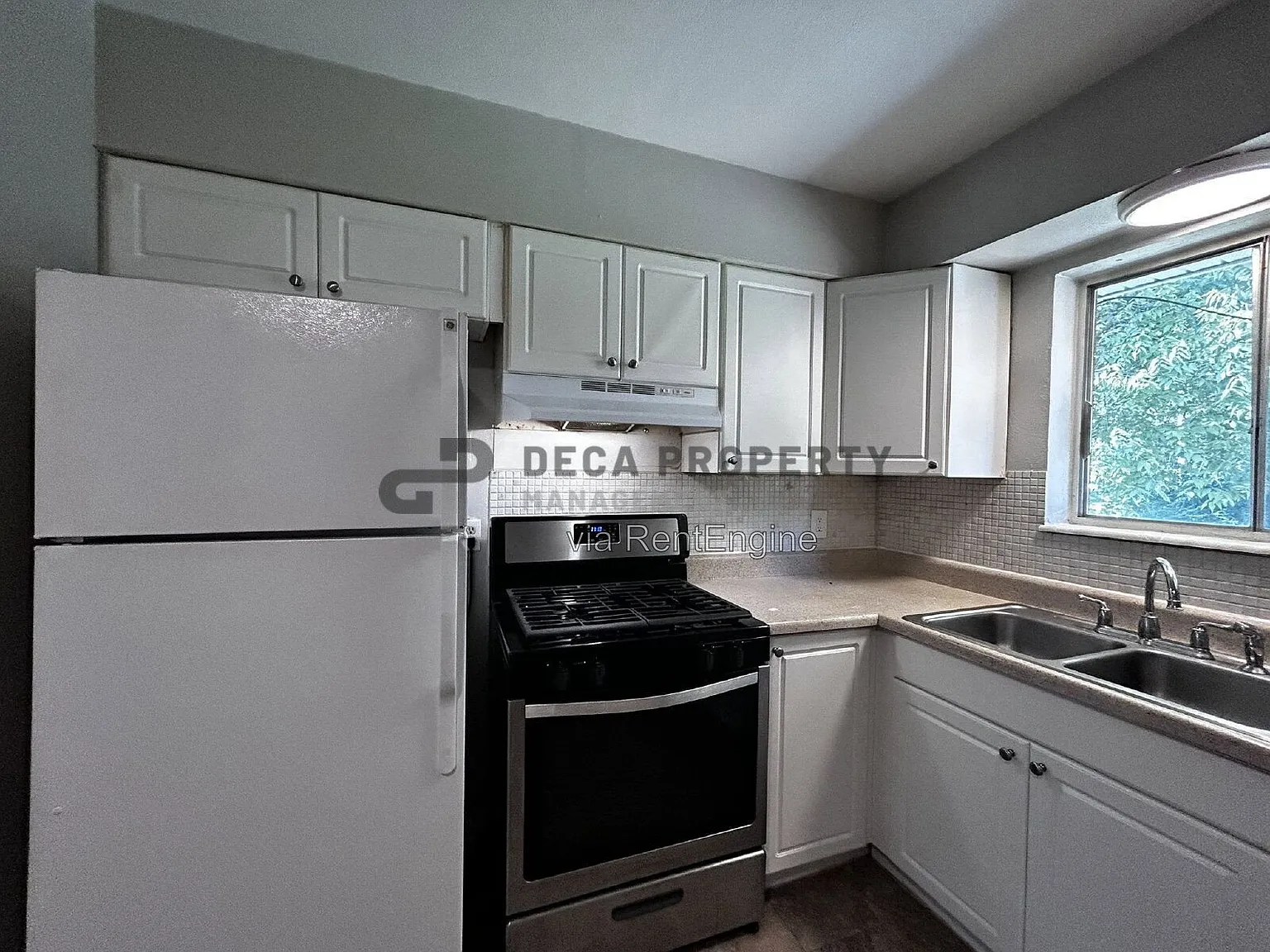 2 bed, 1.0 bath, 750 sqft, $1,050 — Photo 4