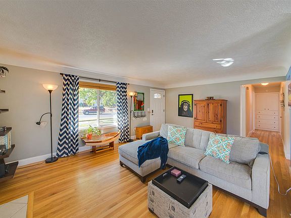 5th image of 3223 E 21st Ave