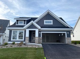 6534 Harvest Way, Chaska, MN 55318