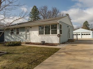 321 36th Ave NW, Rochester, MN 55901