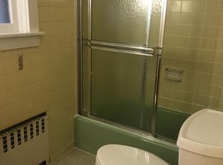 31 Newton St, Meriden, CT 06450