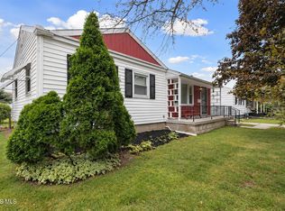 1378 June Dr, Maumee, OH 43537