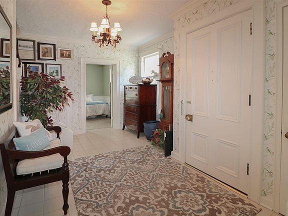 4th image of 175 Ridgewood Ave