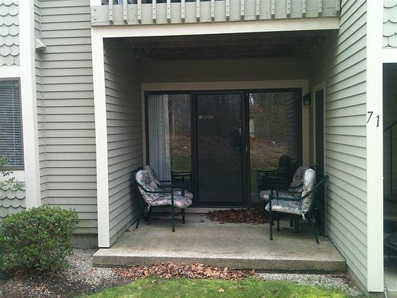 3rd image of 71 Eaton Lane #71