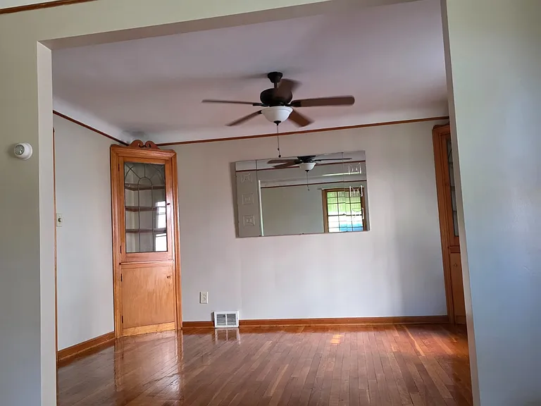 18709 Chagrin Blvd #2 — Photo 3