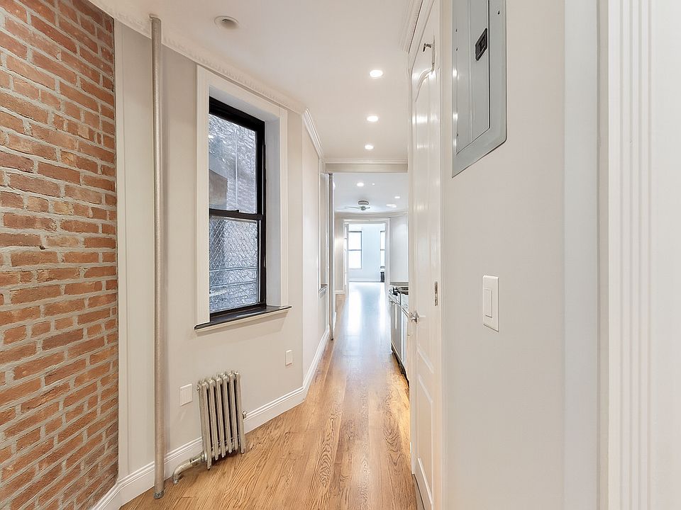 1st image of 321 E 10th St APT 2E