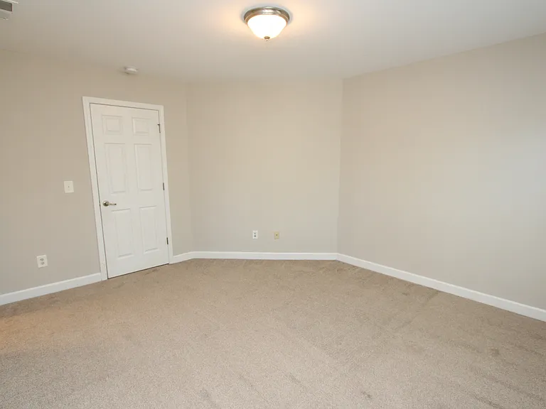 5233 Stone Station Dr — Photo 36