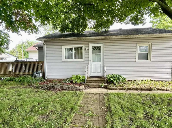 2251 Grandview Ave, Crest Hill, IL 60403