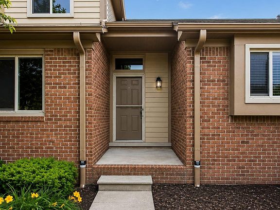 2nd image of 17014 Country Ridge Ln