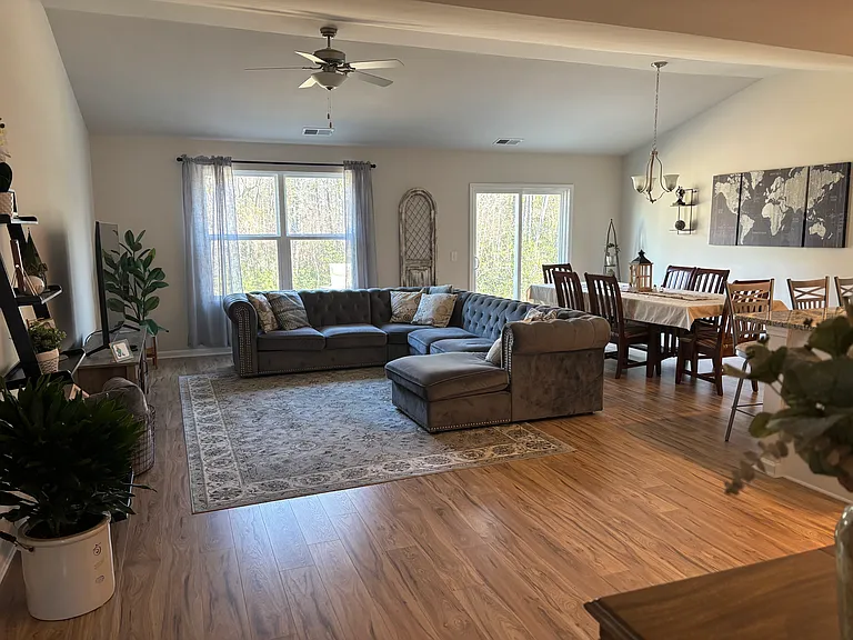 479 Poppleton Dr — Photo 11