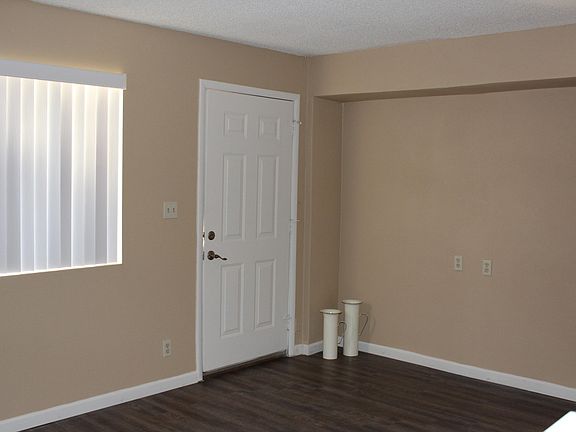 5th image of 3331 S Roosevelt St