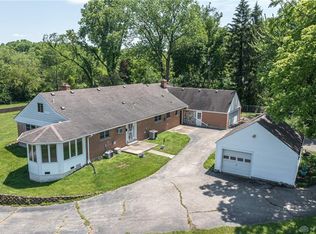 3359 Cross Creek Ct, Dayton, OH 45432
