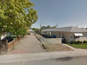 428 S Newton St, Denver, CO