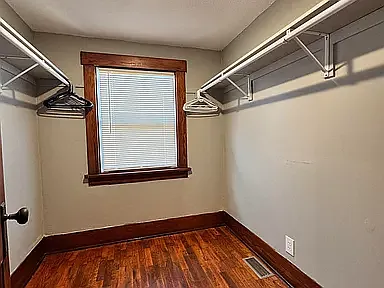 329 NW Waite St — Photo 13