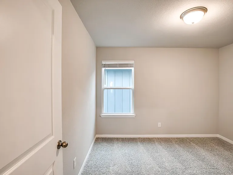 1532 Homestead Farms Dr — Photo 22