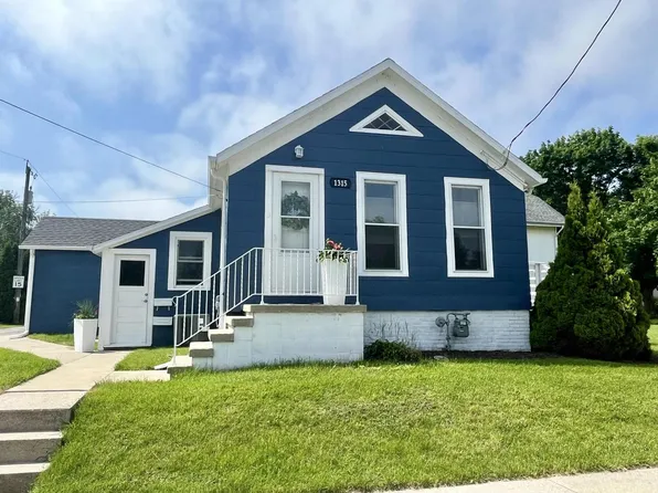 1315 New York AVENUE, Manitowoc, WI 54220