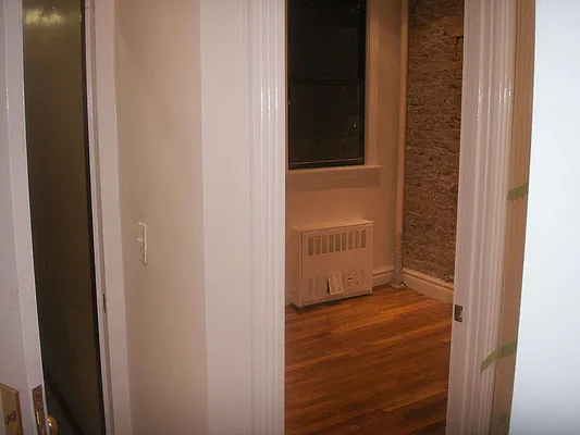 Rented by Icon Realty Management | media 11