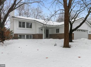 9464 Tyler St NE, Blaine, MN 55434
