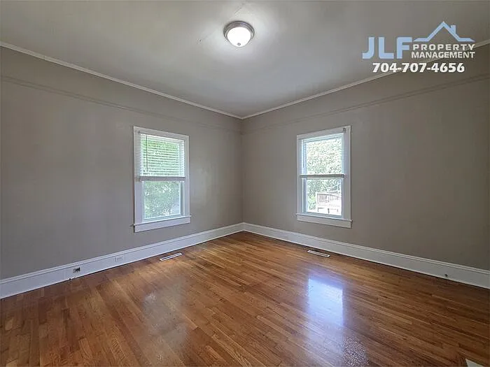511 W 7th St — Photo 9