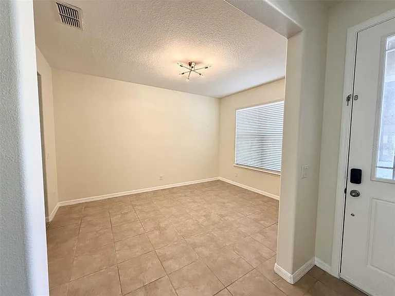 8568 Dufferin Ln — Photo 2