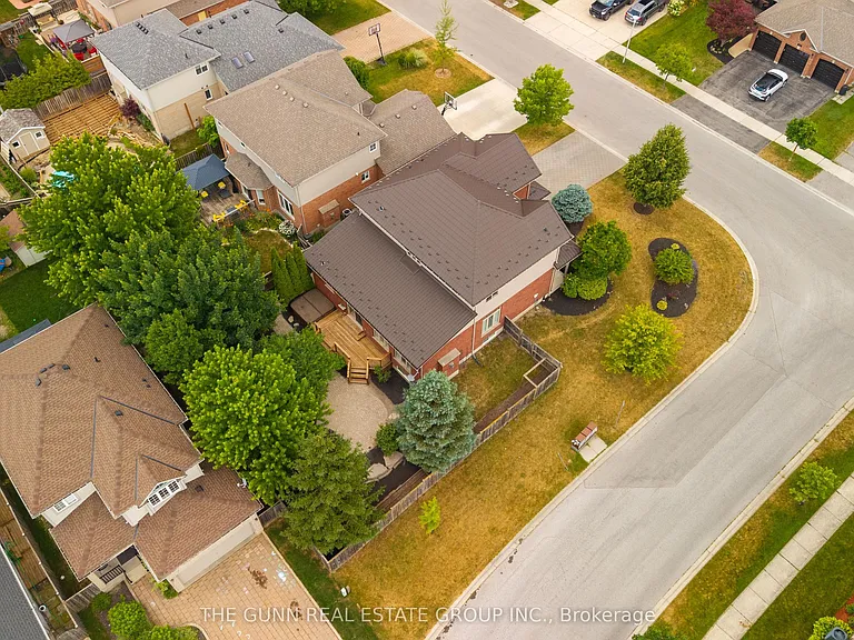 1401 Birchwood Dr — Photo 7