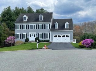 14 Paddock Ln, Millis, MA 02054