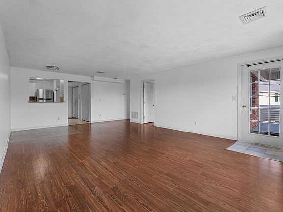 2nd image of 24 South St APT 21