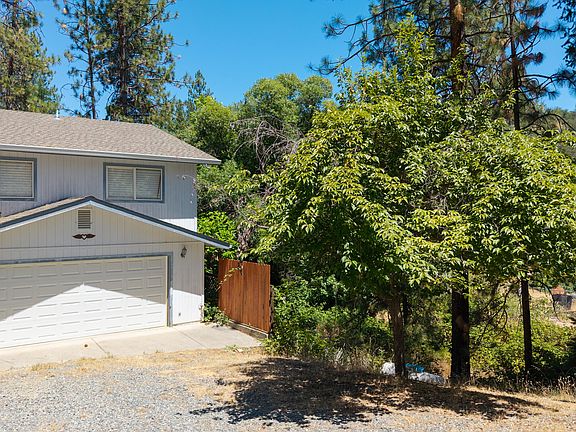 2nd image of 60 Ridgetop Dr